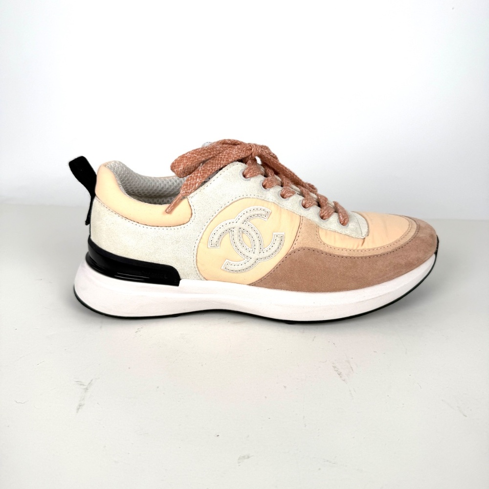 Chanel Cc Interlocking Multicolor Logo Light Beig… - image 3